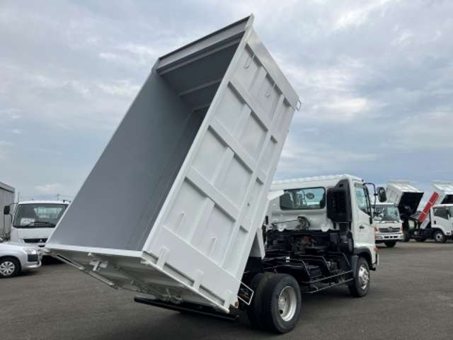 日野自動車 レンジャー ５．１ＤＴ H28年 (東海) 99
