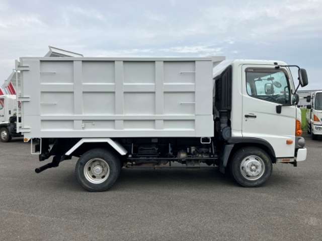 日野自動車 レンジャー ５．１ＤＴ H28年 (東海) 99