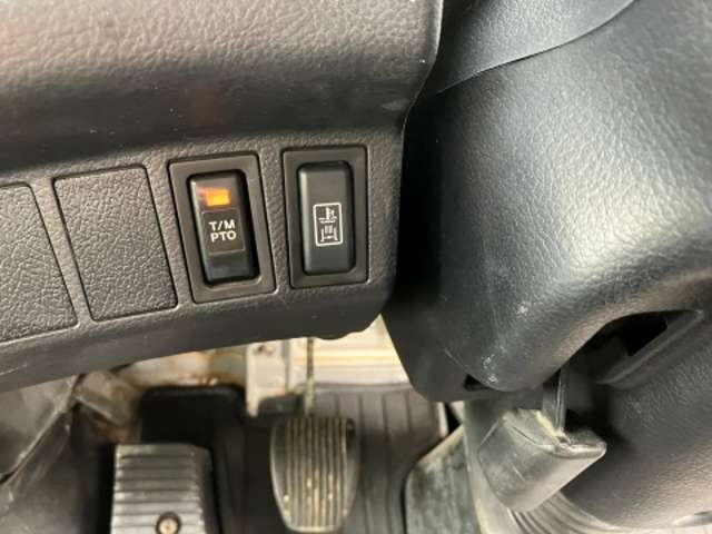 日野自動車 レンジャー ５．１ＤＴ H28年 (東海) 99