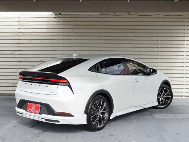 トヨタ プリウス ２．０ Ｇ R5年 () 99