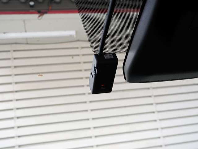 トヨタ プリウス ２．０ Ｇ R5年 () 99