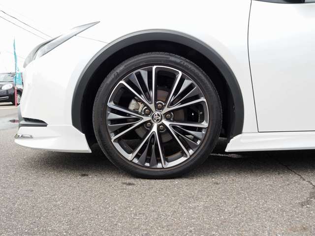 トヨタ プリウス ２．０ Ｇ R5年 () 99