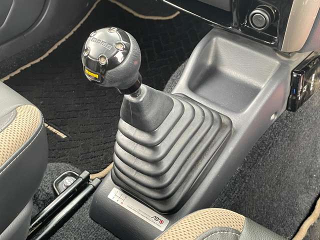 スズキ ジムニー ６６０ ランドベンチャー ４ＷＤ H28年 (関東) 99