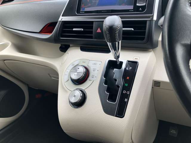 トヨタ シエンタ １．５ Ｇ H30年 (関東) 99