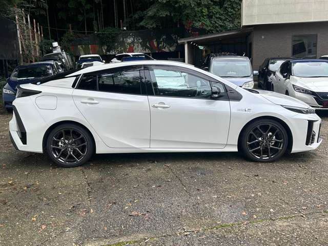 トヨタ プリウスＰＨＶ １．８ Ｓ ナビパッケージ ＧＲ スポーツ H30年 (関東) 99