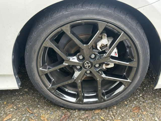 トヨタ プリウスＰＨＶ １．８ Ｓ ナビパッケージ ＧＲ スポーツ H30年 (関東) 99