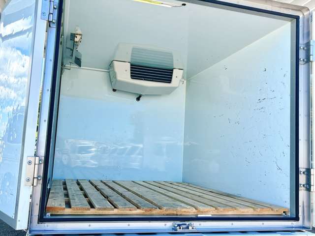 スズキ キャリイバン 冷蔵冷凍車 中温－５℃設定 R3年 () 99