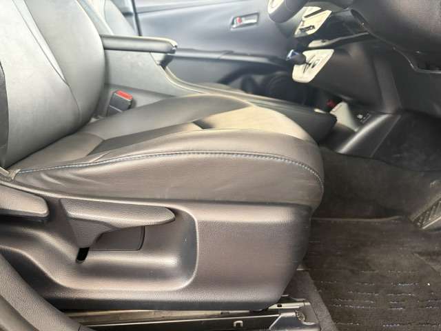 トヨタ プリウス １．８ Ｓ ツーリングセレクション H28年 (九州・沖縄) 99