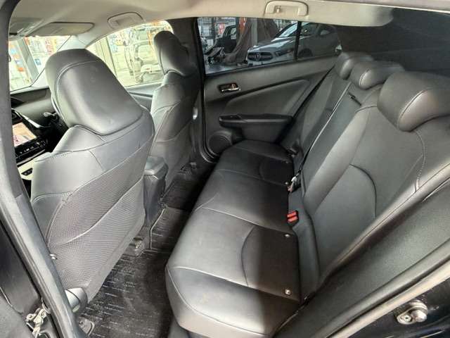 トヨタ プリウス １．８ Ｓ ツーリングセレクション H28年 (九州・沖縄) 99