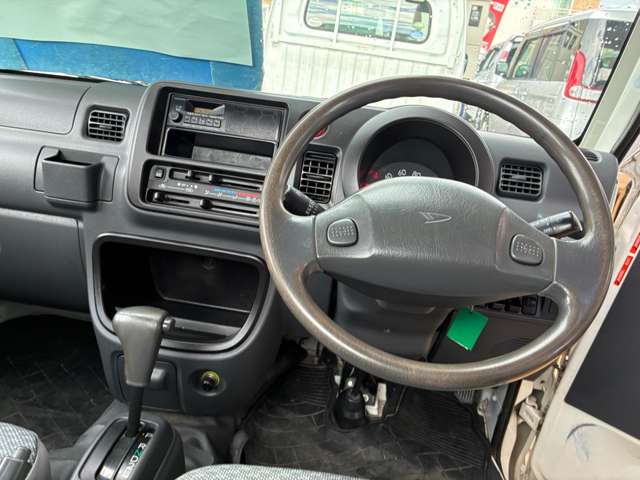 ダイハツ ハイゼットトラック ６６０ エアコン・パワステスペシャル ３方開 ４ＷＤ H22年 () 99