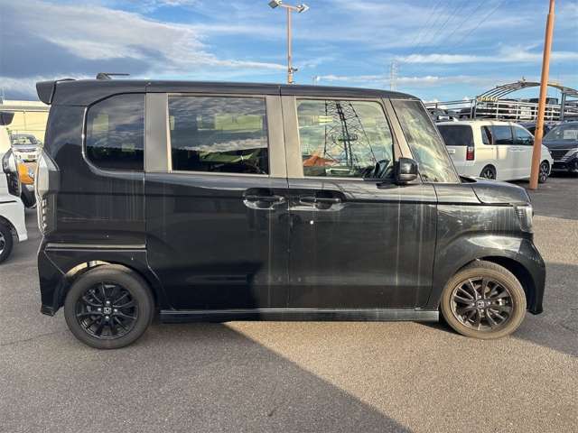 ホンダ Ｎ　ＢＯＸ カスタム ６６０ Ｌ R5年 (近畿) 99