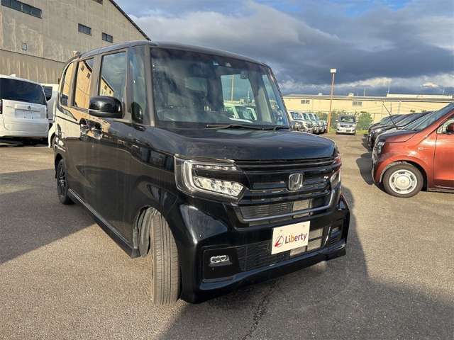 ホンダ Ｎ　ＢＯＸ カスタム ６６０ Ｌ R5年 (近畿) 99