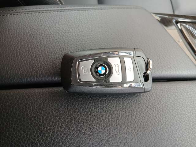 ＢＭＷ ５シリーズ ５２３ｉ　ラグジュアリー H27年 (近畿) 99