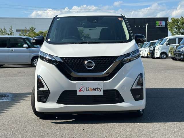 日産 デイズ ６６０ ハイウェイスターＸ アーバンクロム R4年 (近畿) 99