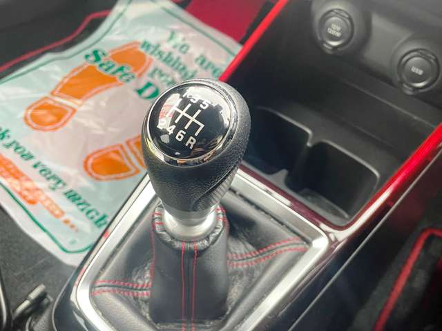 スズキ スイフト スポーツ １．４ R3年 (東海) 99