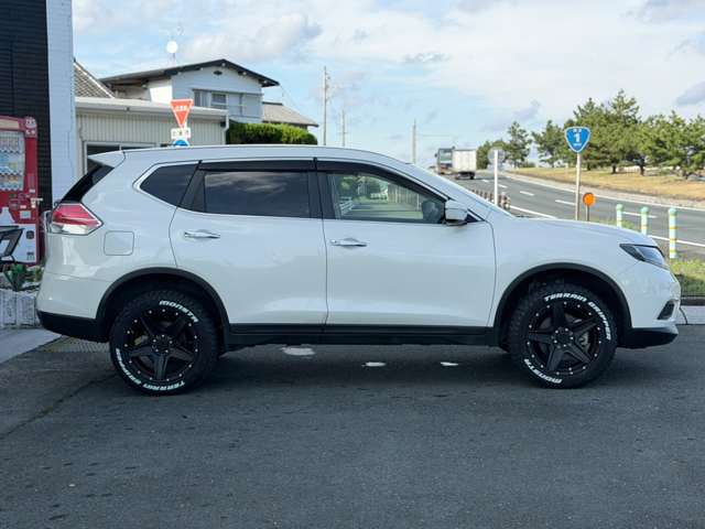 日産 エクストレイル ２．０ ２０Ｘ ３列車 ４ＷＤ H26年 (東海) 99