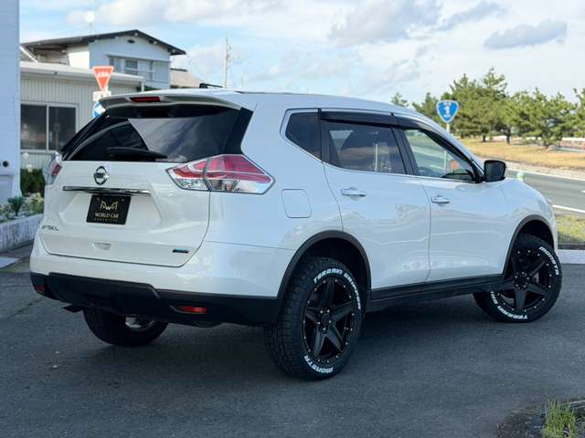 日産 エクストレイル ２．０ ２０Ｘ ３列車 ４ＷＤ H26年 (東海) 99