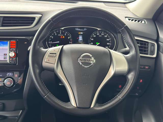 日産 エクストレイル ２．０ ２０Ｘ ３列車 ４ＷＤ H26年 (東海) 99