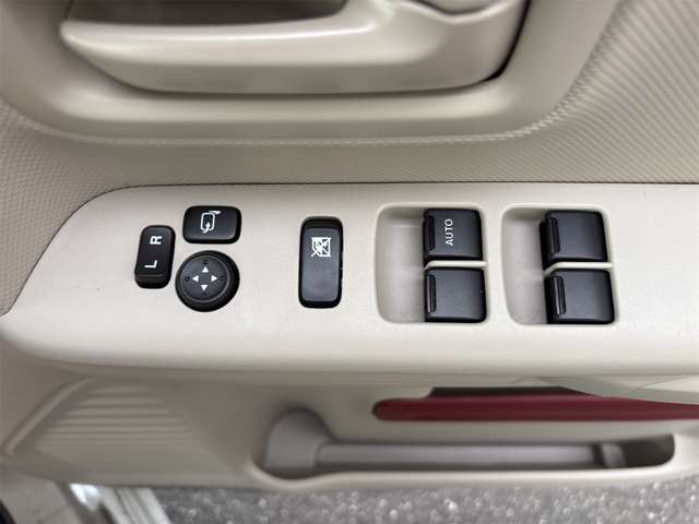 スズキ スペーシア ６６０ ハイブリッド Ｘ R4年 (近畿) 99