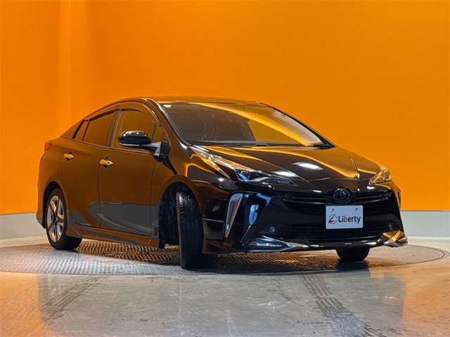 トヨタ プリウス １．８ Ｓ セーフティ プラスＩＩ R2年 () 99