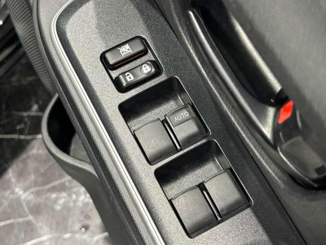 トヨタ アクア １．５ Ｓ H29年 (甲信越・北陸) 99