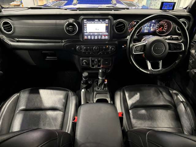 ジープ ラングラー　アンリミテッド アンリミテッド サハラ ３．６Ｌ ４ＷＤ R1年 (甲信越・北陸) 99