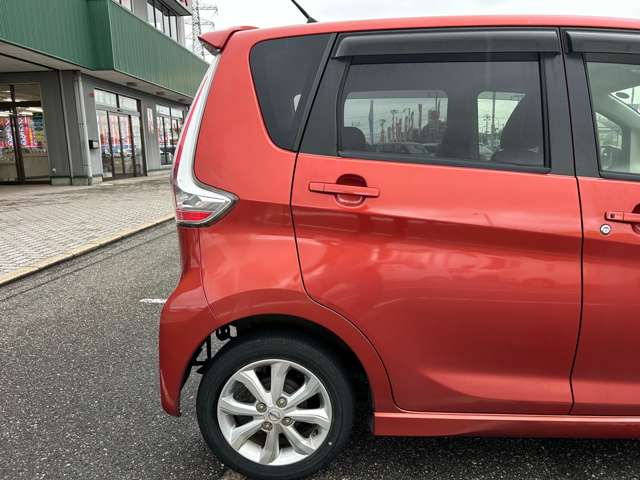 日産 デイズ ６６０ ハイウェイスターＸ ４ＷＤ H29年 () 99