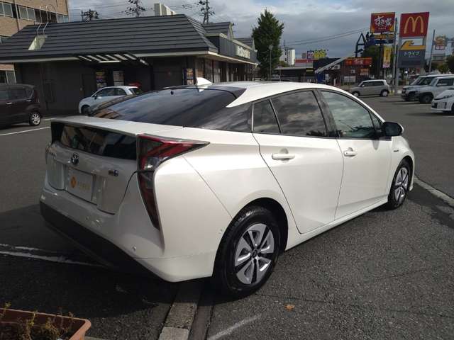トヨタ プリウス １．８ Ａ H29年 (甲信越・北陸) 99