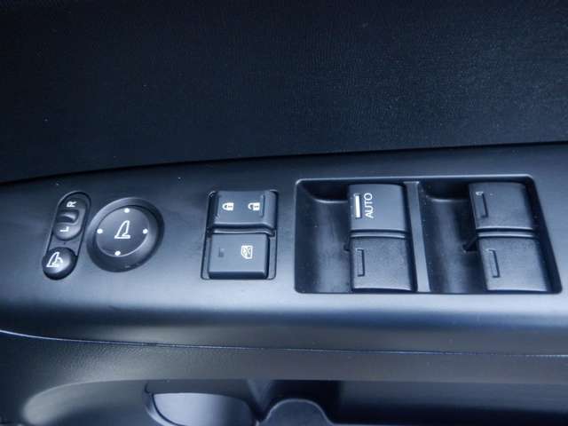 ホンダ Ｎ　ＢＯＸ ６６０ Ｇ ＳＳパッケージ H29年 () 99