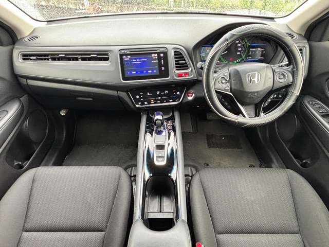ホンダ ヴェゼル １．５ ハイブリッド Ｘ ４ＷＤ H27年 () 99