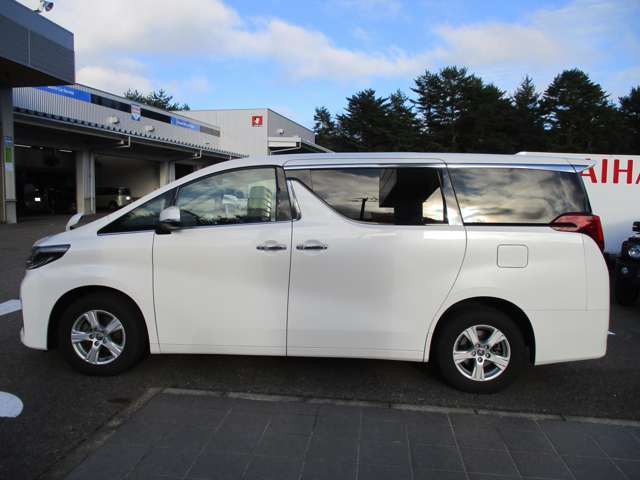トヨタ アルファード ２．５ Ｘ ４ＷＤ R4年 (東北) 99