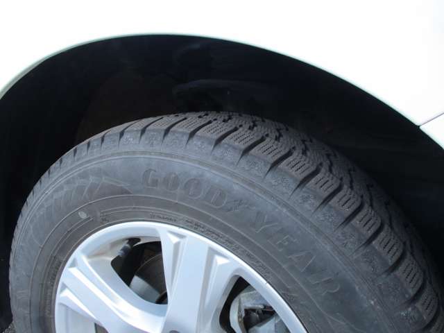 トヨタ アルファード ２．５ Ｘ ４ＷＤ R4年 (東北) 99