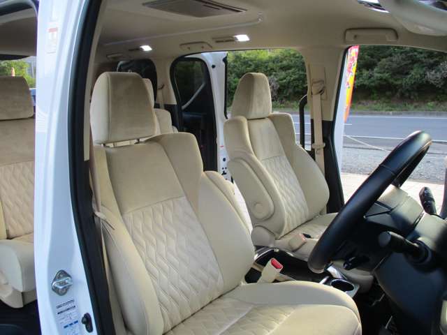 トヨタ アルファード ２．５ Ｘ ４ＷＤ R4年 (東北) 99