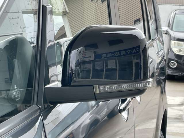 三菱 デリカ　Ｄ：５ ２．２ シャモニー 電動サイドステップ装着車 ディーゼルターボ ４ＷＤ R6年 (東北) 99