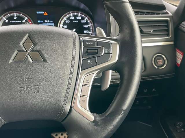 三菱 デリカ　Ｄ：５ ２．２ シャモニー 電動サイドステップ装着車 ディーゼルターボ ４ＷＤ R6年 (東北) 99
