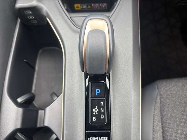 トヨタ クラウン　クロスオーバー　ハイブリッド ２．５ Ｇ アドバンスト Ｅ－ＦＯＵＲ ４ＷＤ R6年 (関東) 99