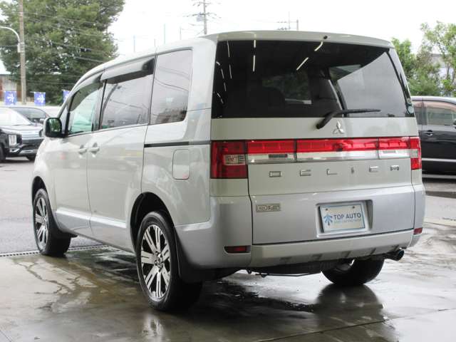 三菱 デリカ　Ｄ：５ ２．４ Ｇ ナビパッケージ ４ＷＤ H20年 (関東) 99