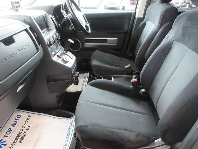 三菱 デリカ　Ｄ：５ ２．４ Ｇ ナビパッケージ ４ＷＤ H20年 (関東) 99