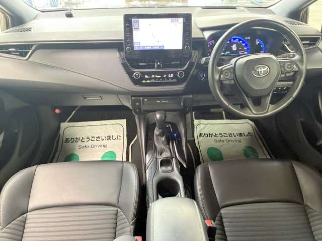 トヨタ カローラ　ツーリング　ハイブリッド １．８ ハイブリッド ＷＸＢ Ｅ－ＦＯＵＲ ４ＷＤ R3年 (関東) 99