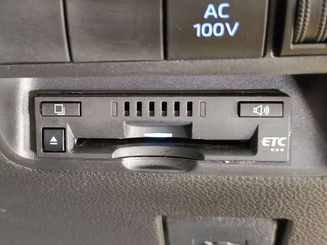 トヨタ アクア １．５ Ｇ R3年 (関東) 99