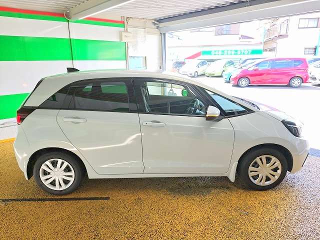 ホンダ フィット　ハイブリッド １．５ Ｅ：ＨＥＶ ホーム R2年 (関東) 99