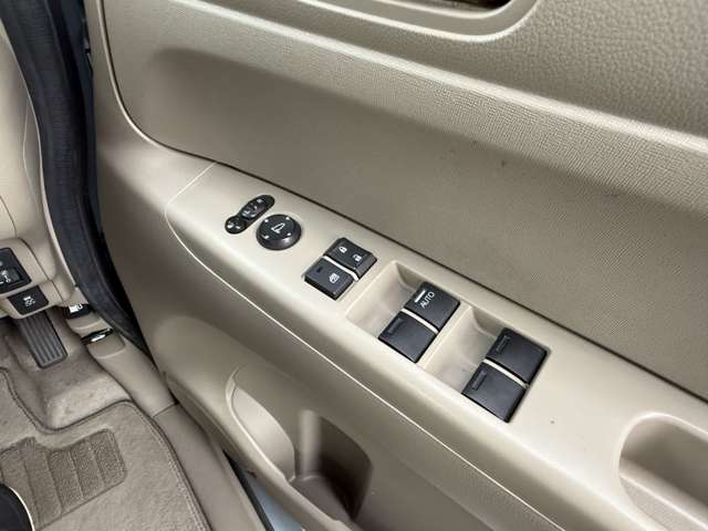 ホンダ Ｎ　ＢＯＸ ６６０ Ｇ Ｌパッケージ H25年 (近畿) 99