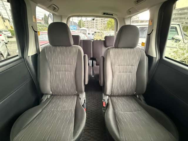 トヨタ ヴォクシー ２．０ ＺＳ 煌ＩＩ H24年 (近畿) 99