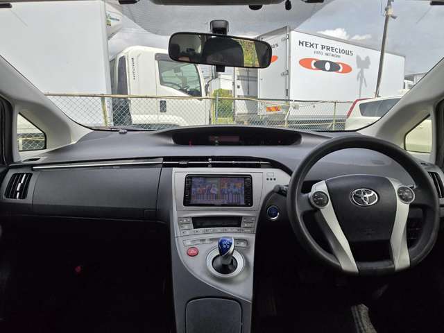 トヨタ プリウス １．８ Ｓ H27年 () 99