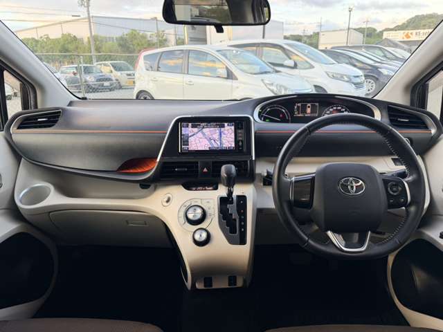トヨタ シエンタ　ハイブリッド ハイブリッド １．５ Ｇ H27年 () 99