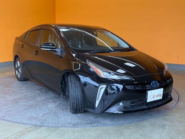 トヨタ プリウス １．８ Ｓ ツーリングセレクション R3年 () 99