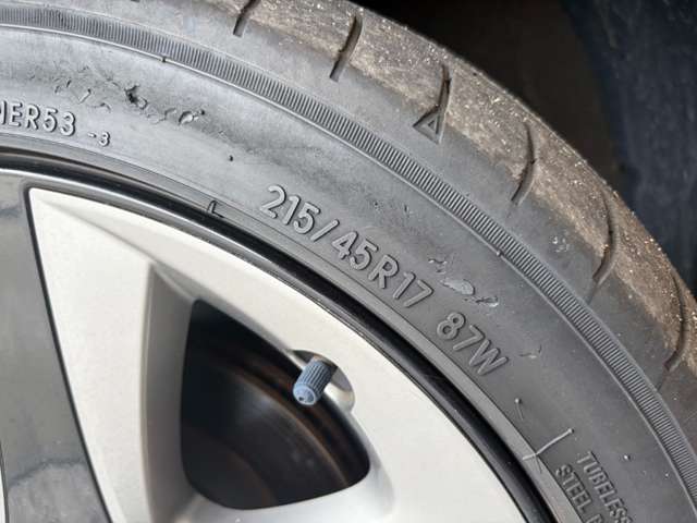トヨタ プリウス １．８ Ｓ ツーリングセレクション R3年 () 99