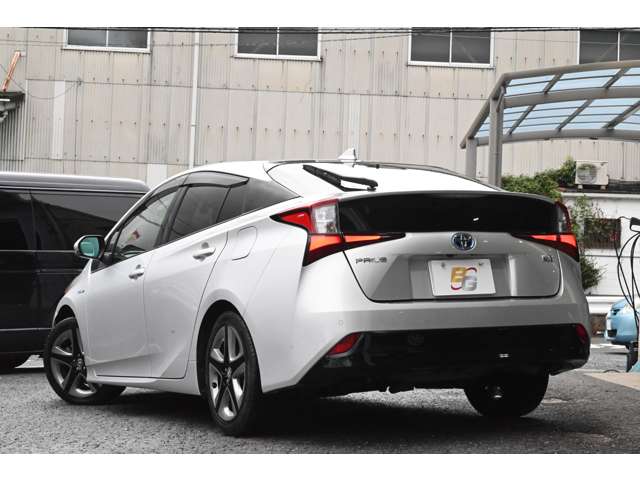 トヨタ プリウス １．８ Ｓ ツーリングセレクション R1年 (近畿) 99