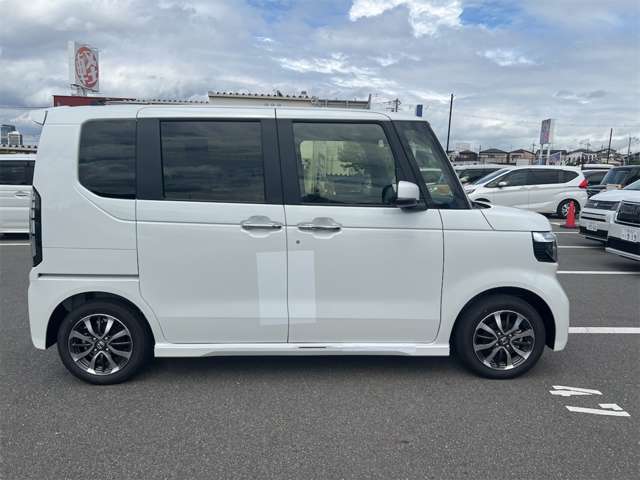 ホンダ Ｎ　ＢＯＸ カスタム ６６０ R8年 (近畿) 99