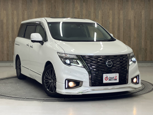 日産 エルグランド ２．５ ２５０ハイウェイスターＳ アーバンクロム R3年 () 99